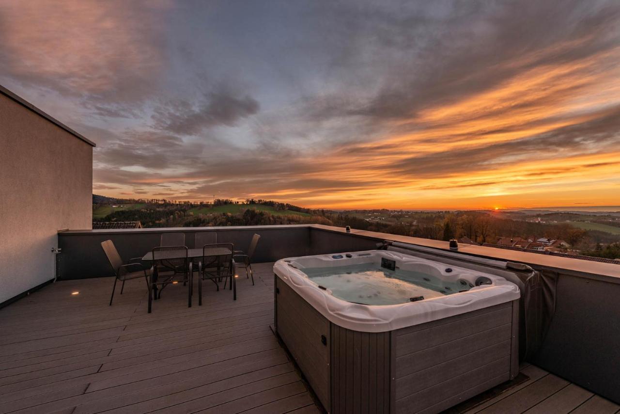 Moderne Villa Mit Whirlpool Und Heimkino Waldkirchen Luaran gambar