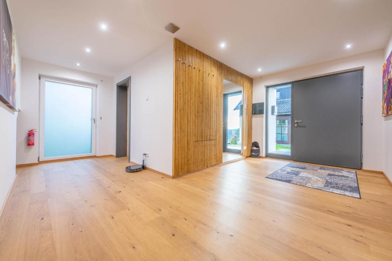 Moderne Villa Mit Whirlpool Und Heimkino Waldkirchen Luaran gambar